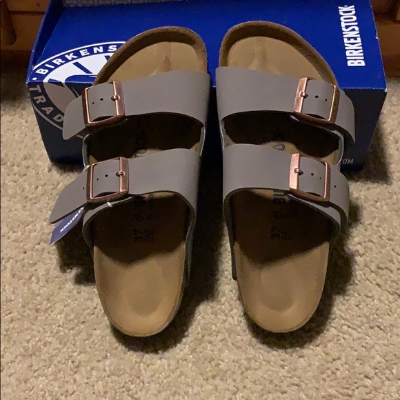 Birkenstock Shoes - Birkenstock Arizona Stone size 6